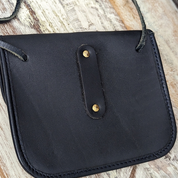 Vintage Micheal Green Genuine Leather Crossbody/Belt Bag - Picture 4 of 9